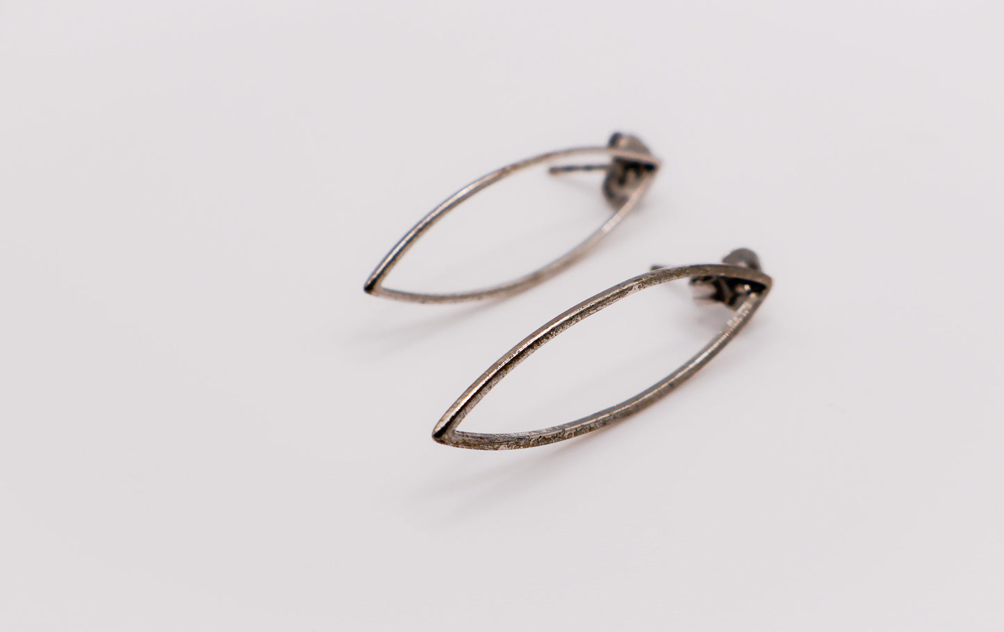 Silver Eye-Shaped Earrings – Elegant Sterling Silver Jewelry for Women