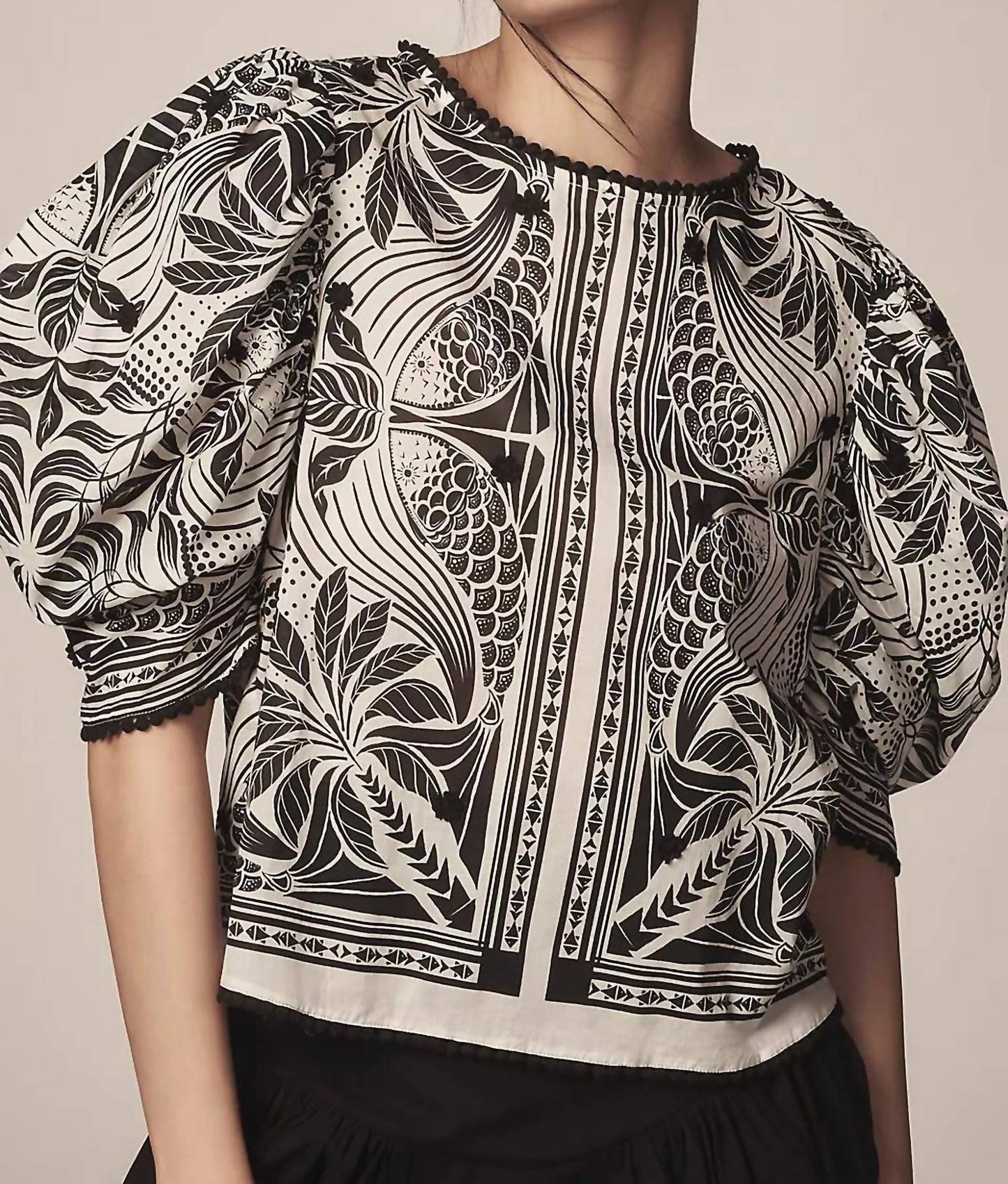 Farm Rio - Monochrome Elegance Puff-Sleeve Blouse