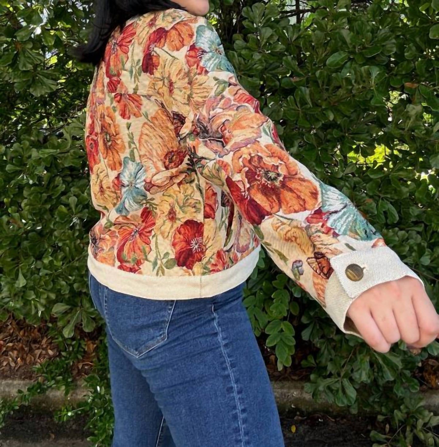 Anniewear - Woven Florals Jacket