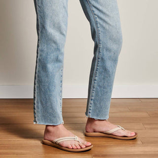 Olukai - Women's Kāpehe Luana Leather Beach Sandals