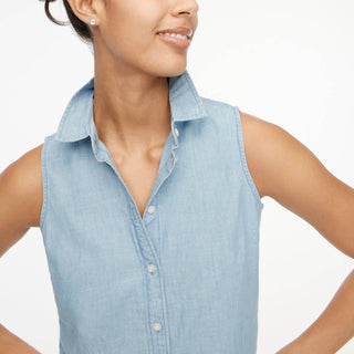 J.Crew - Lightweight Chambray Casual Button Down Shirt
