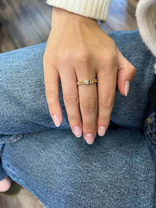 Gemma Couture - Women's Solitaire Round Diamond Chain Ring