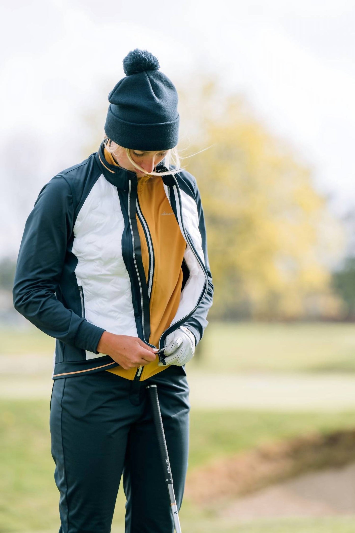 Abacus Sportswear Us - Women Grove Hybrid Jacket
