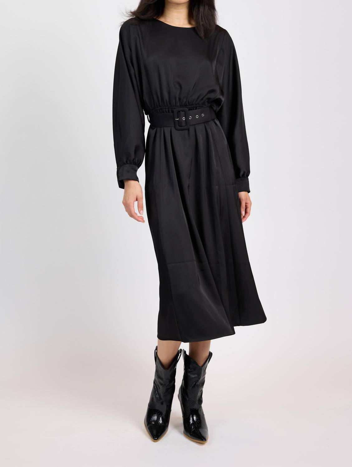 Sadie & Sage - Mood Boost Dolmain Sleeve Midi Dress