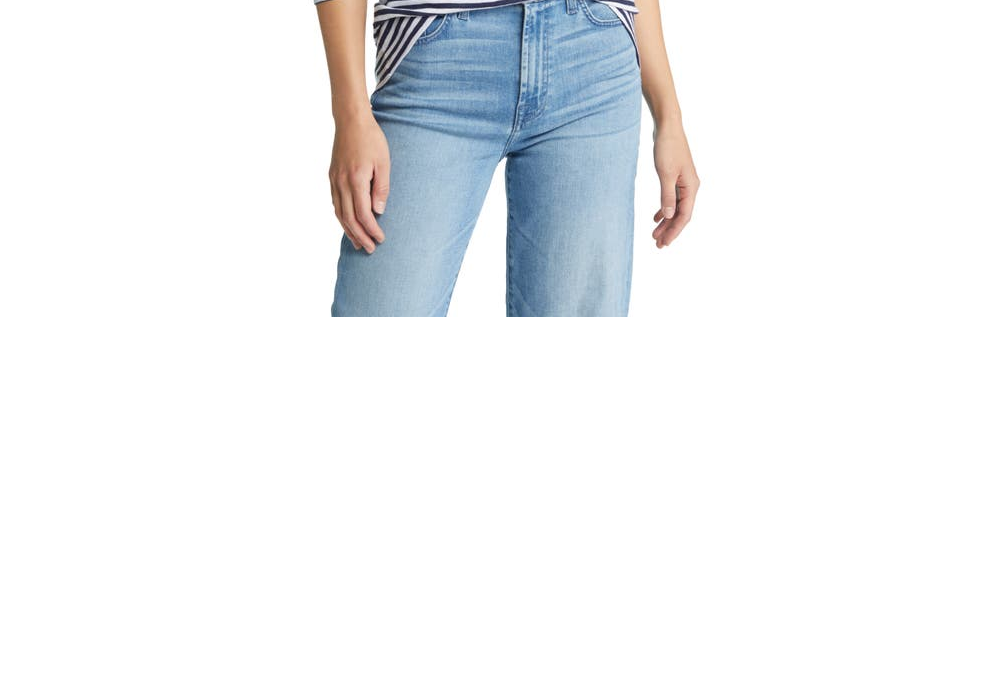 Caslon Women's Navy-White Brooke Stripe Long Sleeve T-Shirt Size Medium