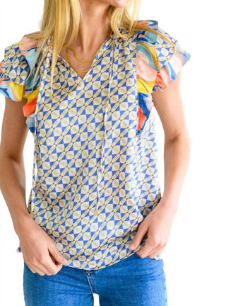 Entro - Merry Go Round Flutter Sleeve Top
