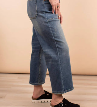 Judy Blue - Women's Wide Crop Jeans