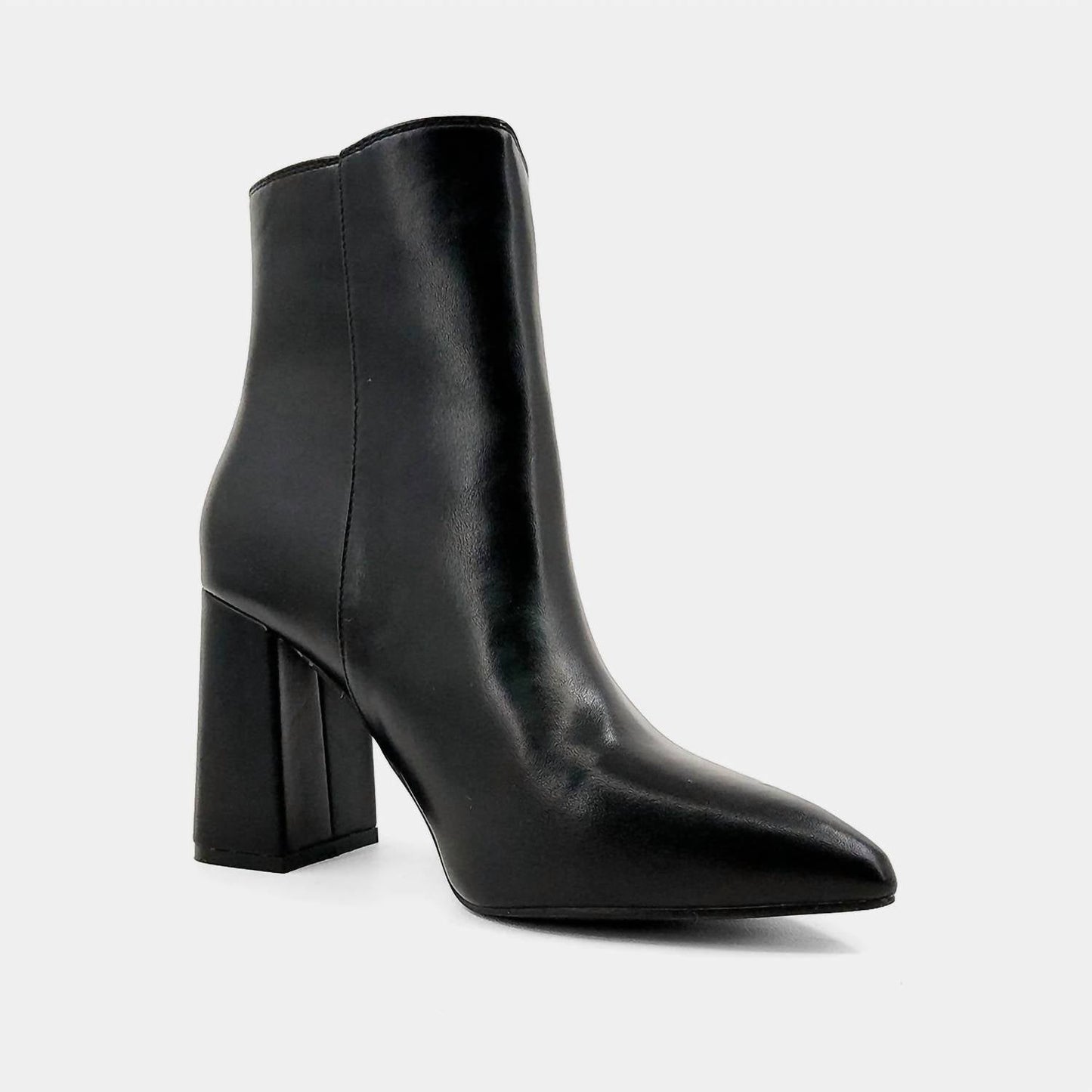 Shu Shop - Women's Wren Booties