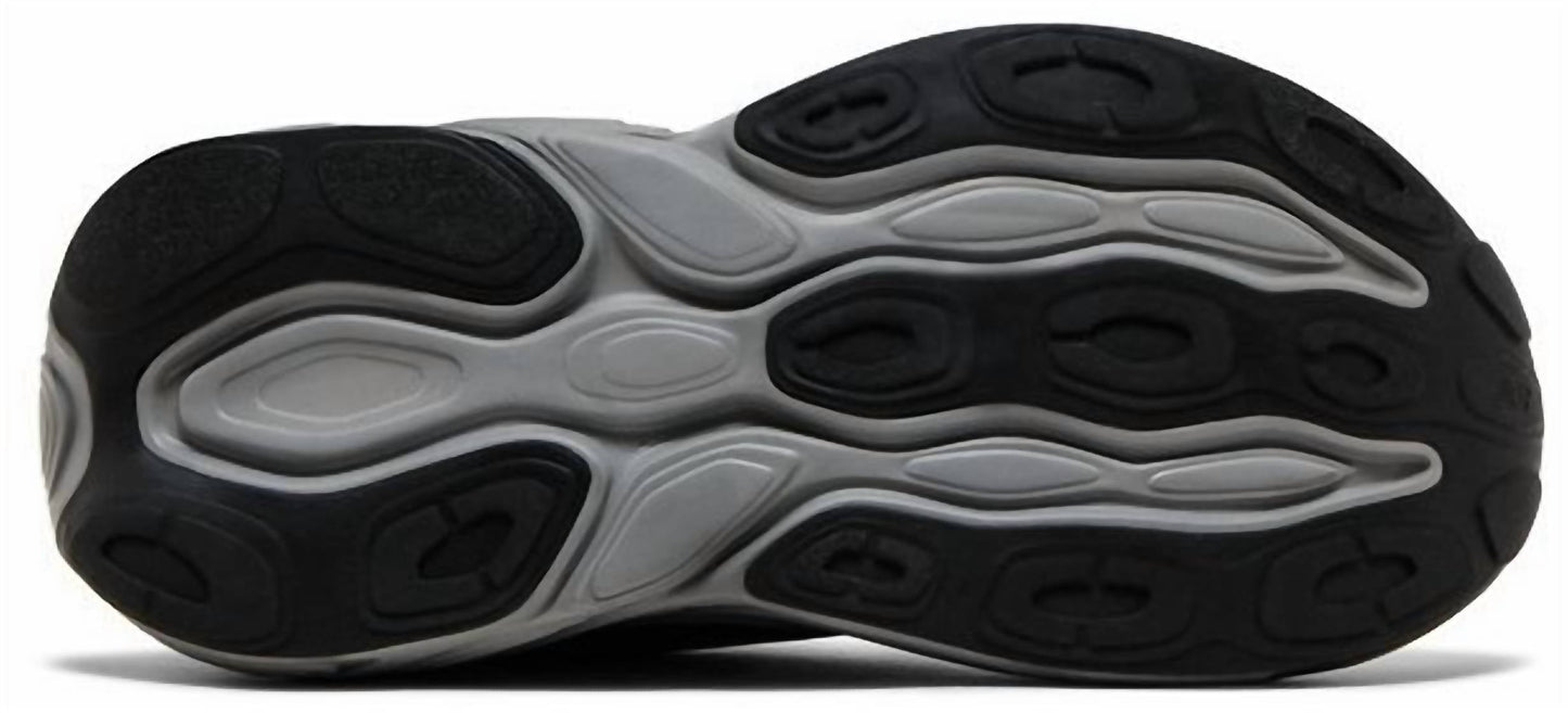 New Balance - Men's Fresh Foam X More V5 Sneakers