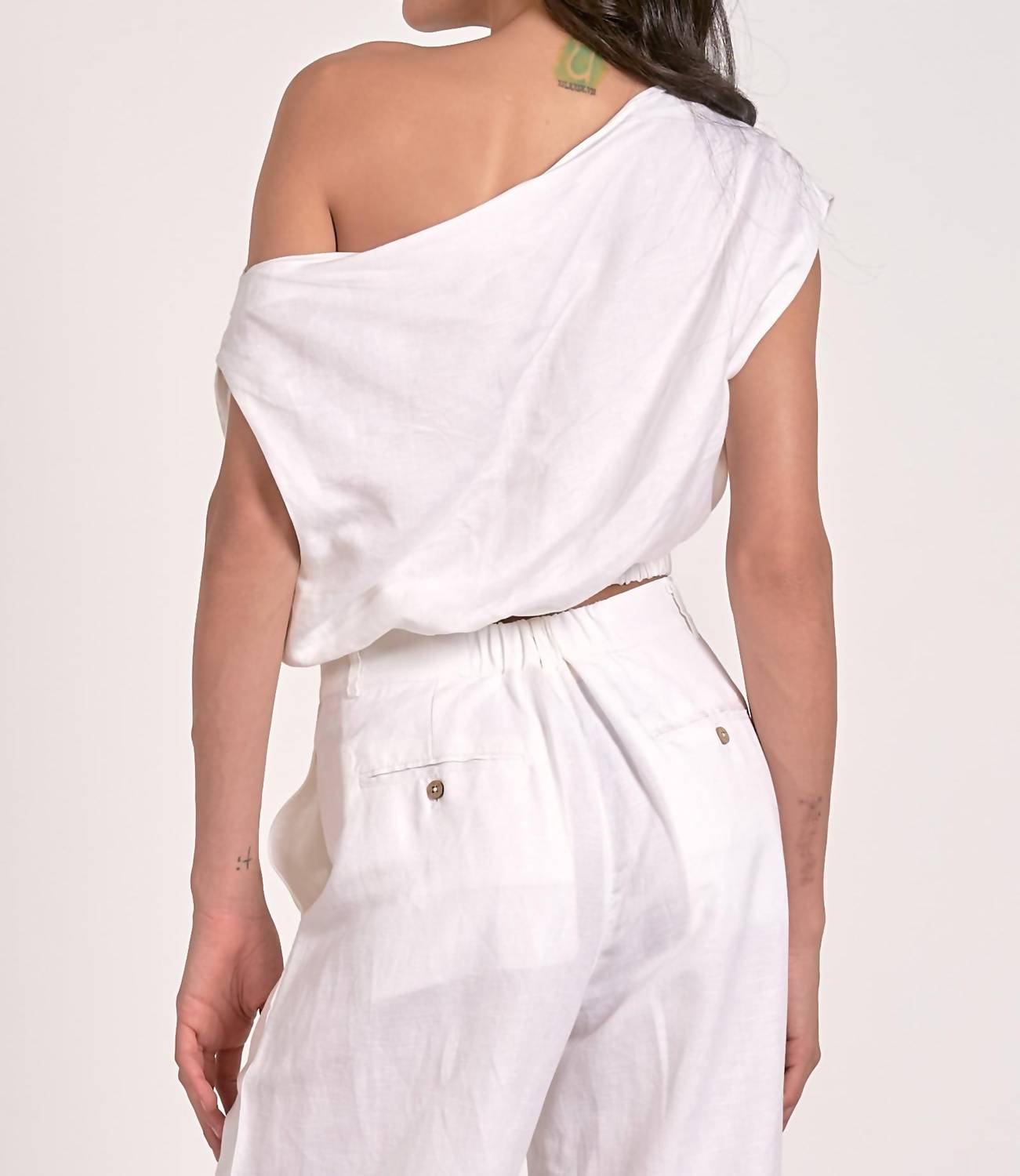 Elan - Lianne One-shoulder Top