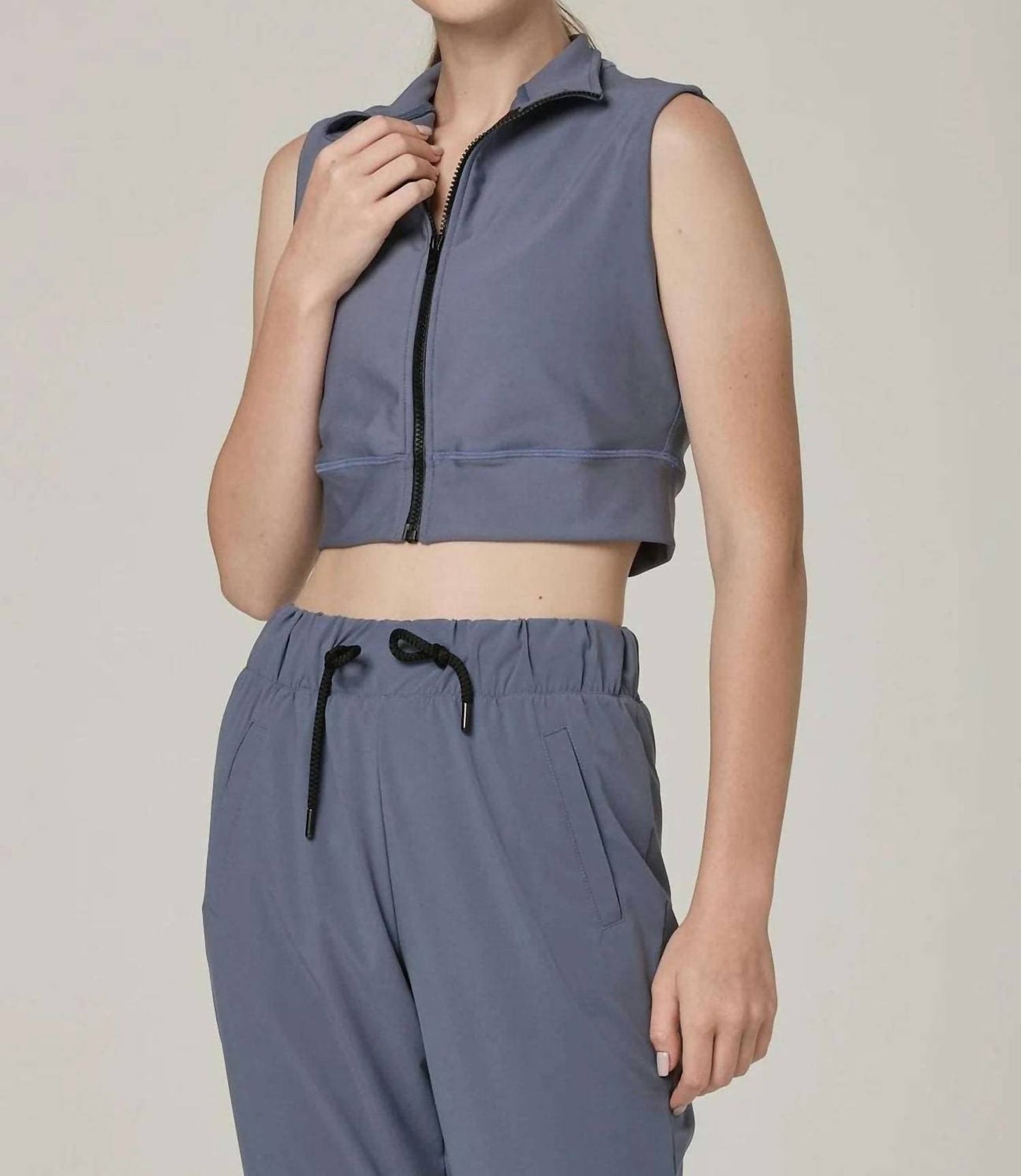 925 Fit - Short Temper Cropped Zip Vest