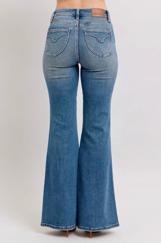 Judy Blue - Vintage Wash Shield Pocket Flare Jean
