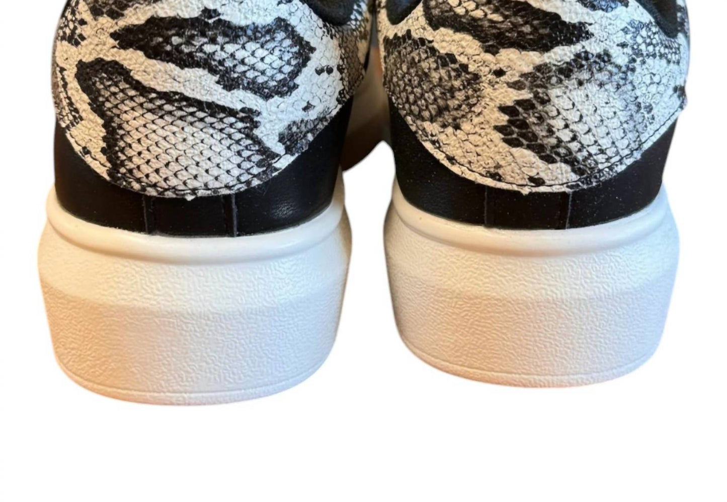 Seven 7 - Women's Miki Snake Sneakers