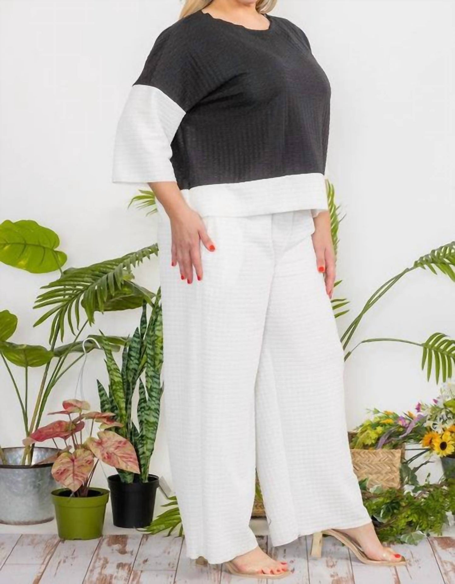 Karen T Design - Cozy Textured Two-piece Set