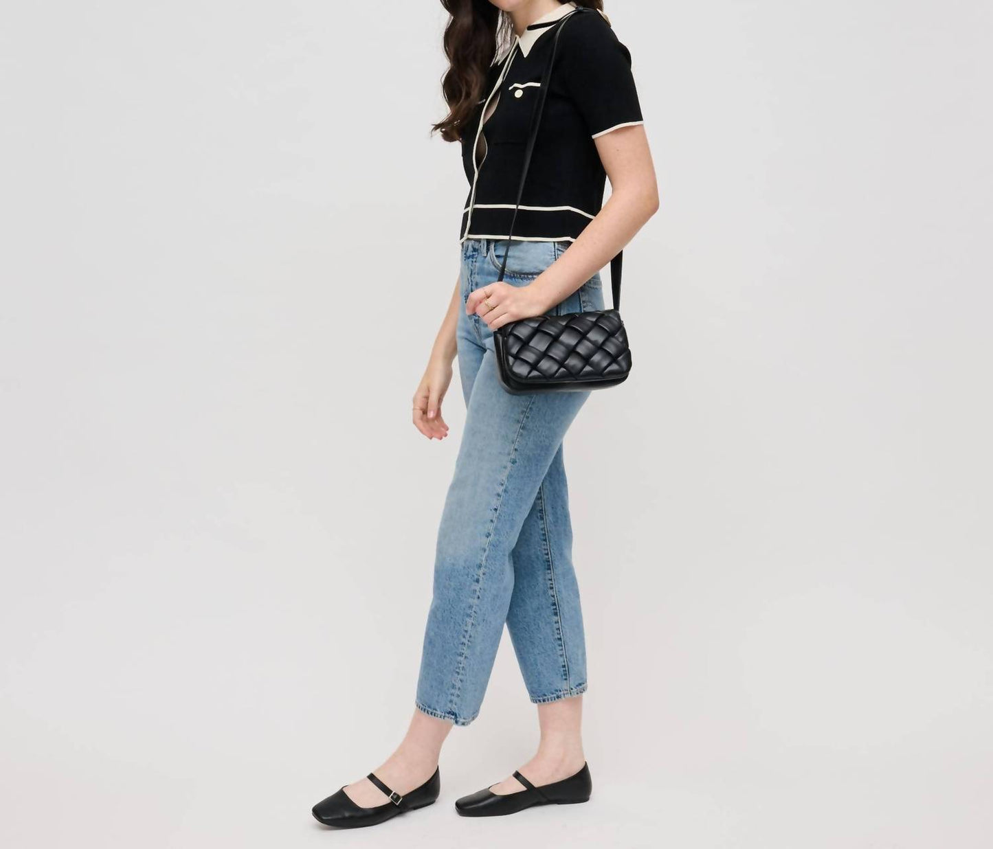 Urban Expressions - Daphne Woven Crossbody