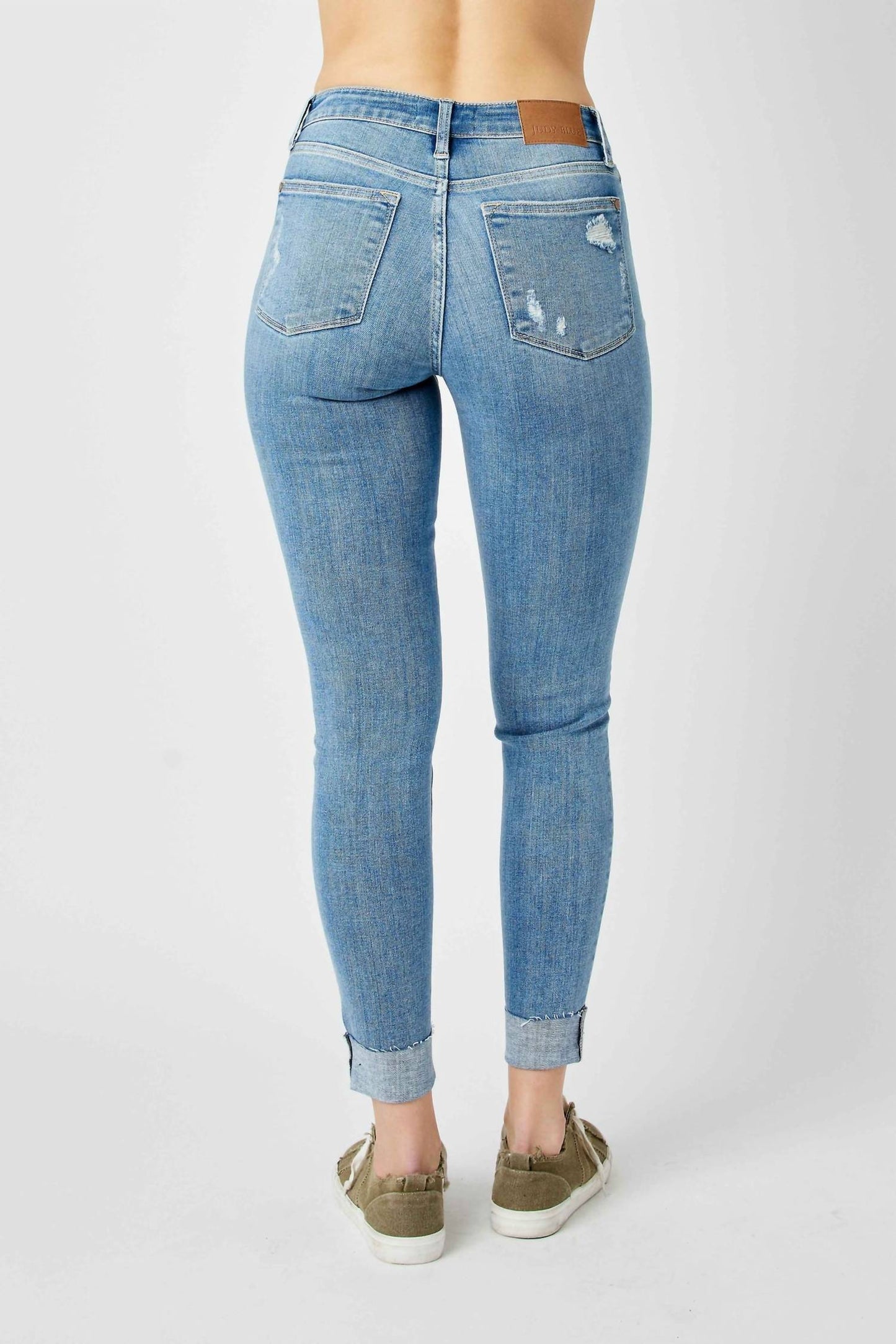 Judy Blue - Mid Rise Destroy & Cuff Skinny Jean