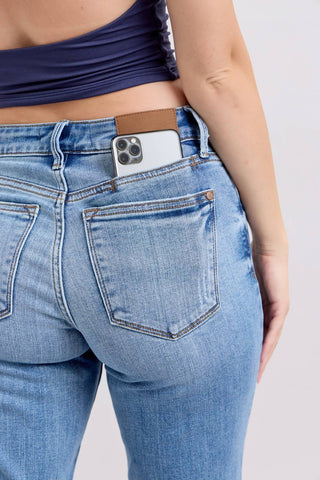 Judy Blue - Midrise Vintage Wash Slim Fit Pant