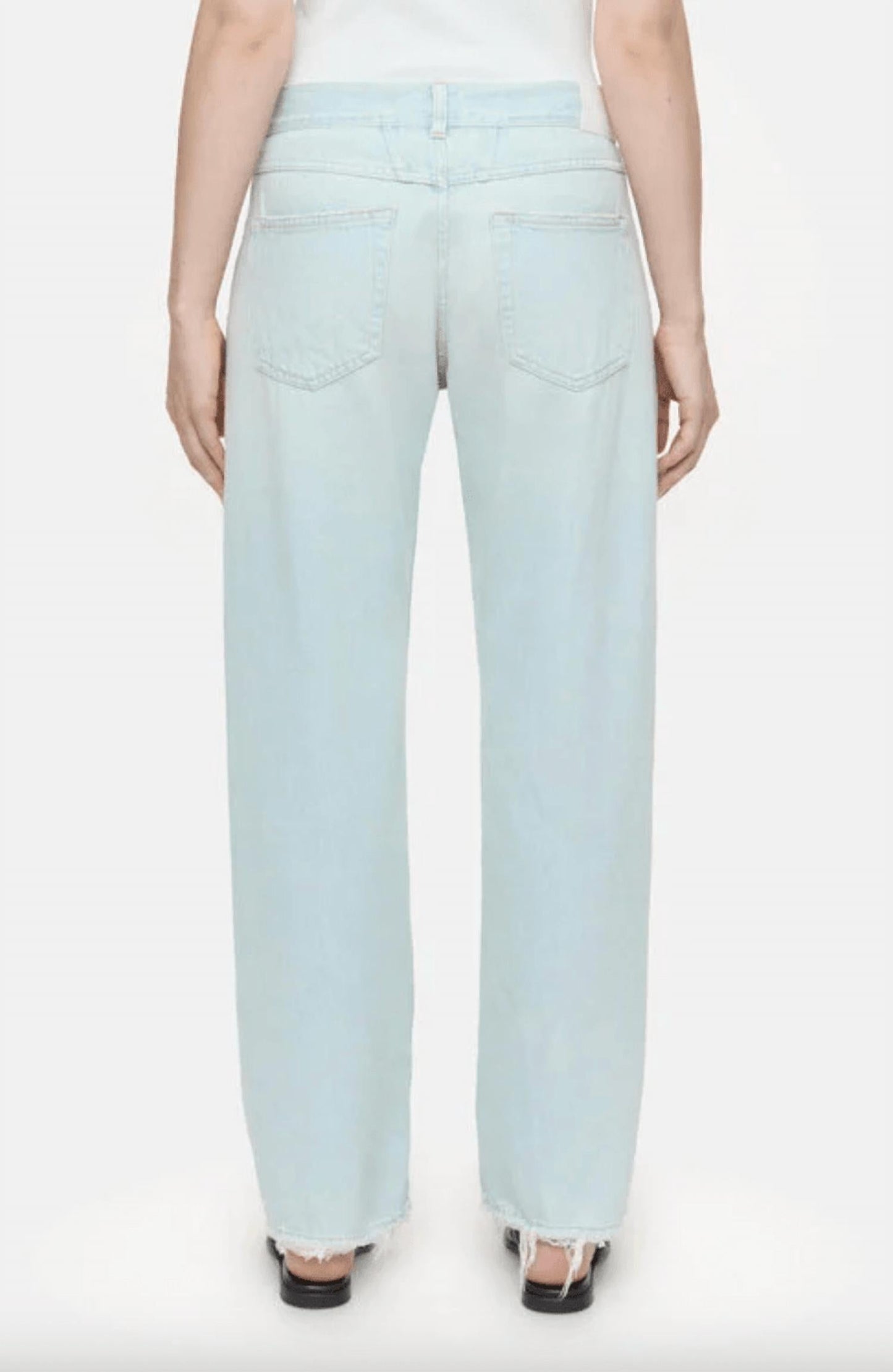 Closed - Jonta Straight Leg Jean