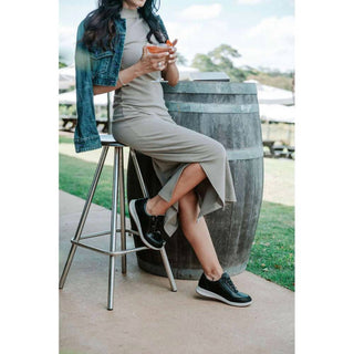 Revere - Women's Boston Zip Sneaker