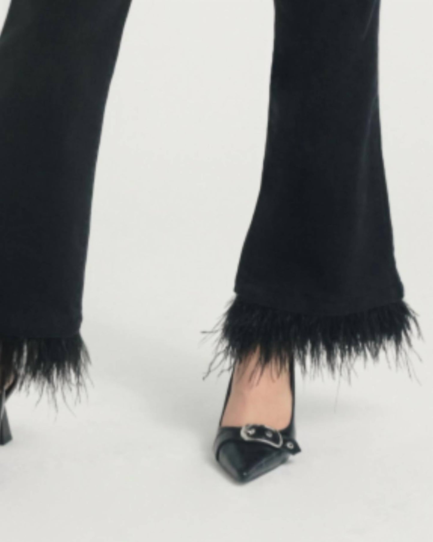 1822 Denim - Flare Jean With Fur