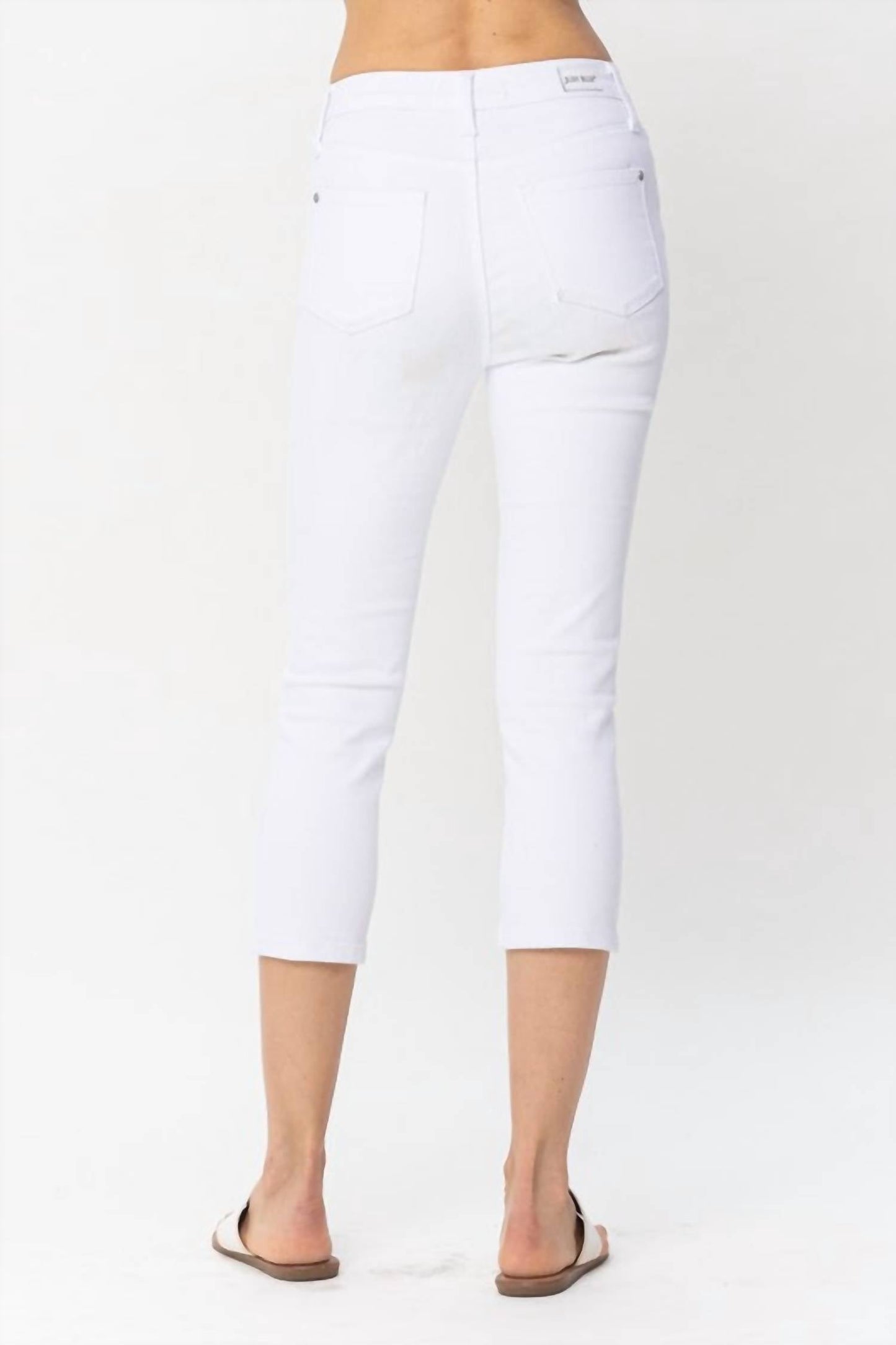 Judy Blue - Mid-rise Crop Jeans