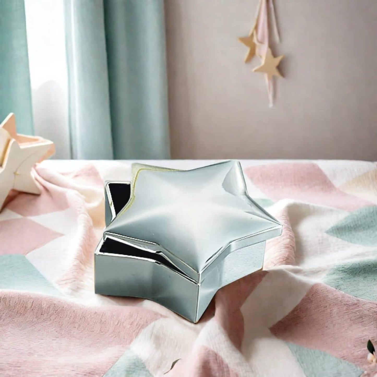 Creative Gifts International - Star Shaped Jewelry Box