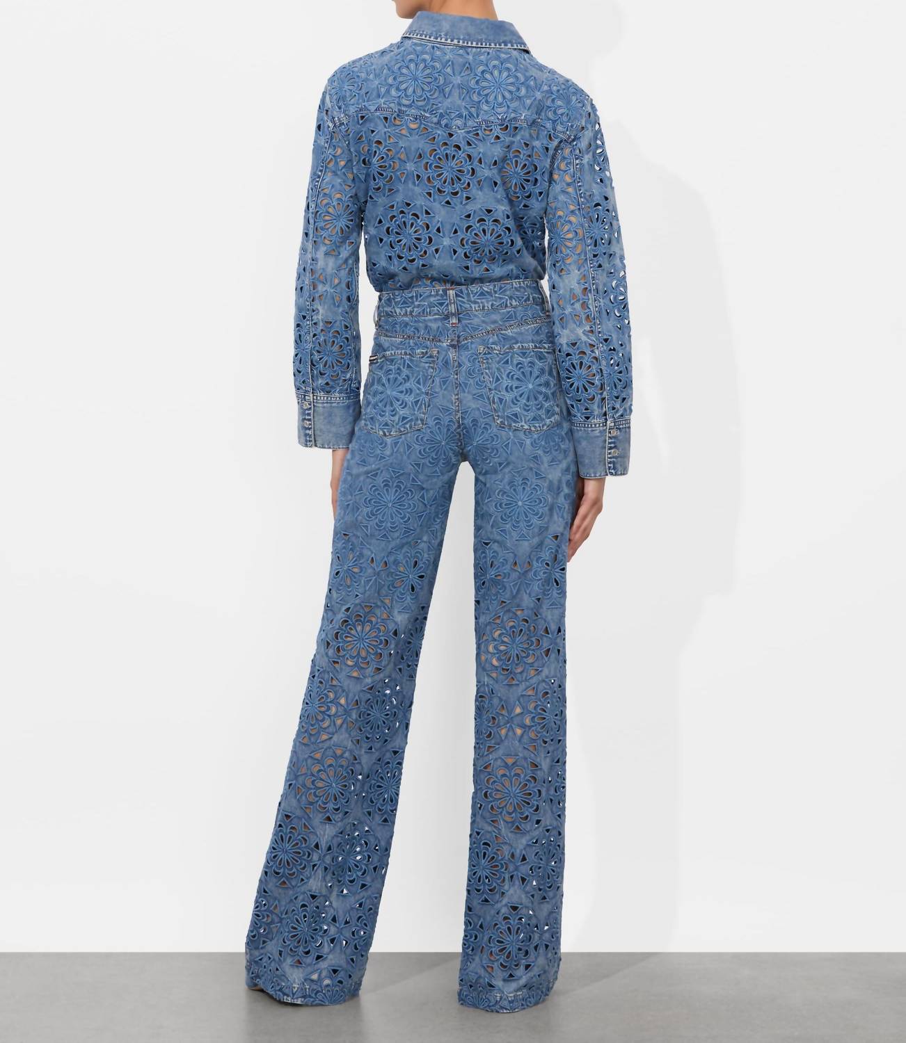 Alice + Olivia - Finely Cropped Oversized Shirt