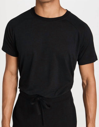 Alo Yoga - Triumph Crew Neck Tee