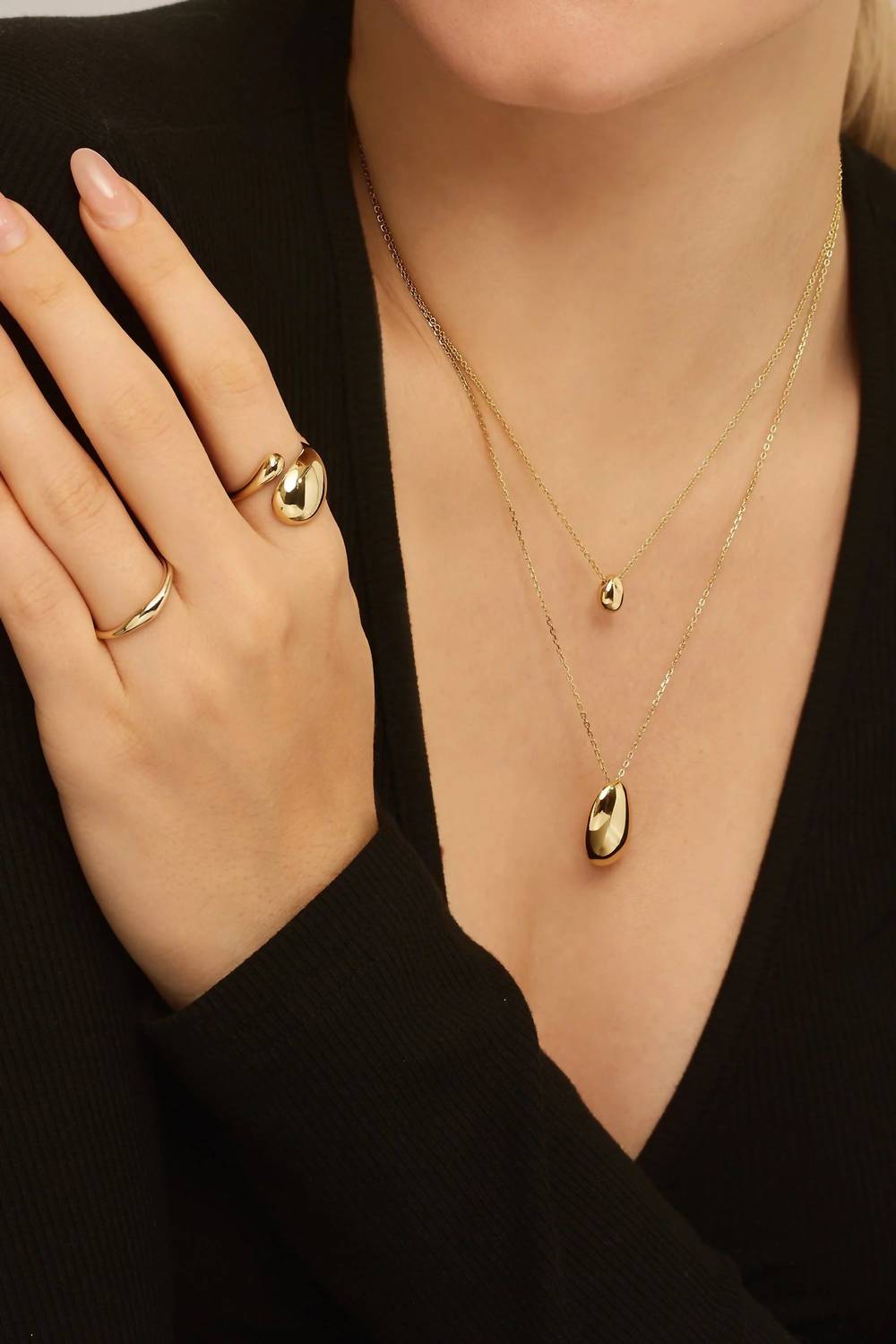 Eklexic - Women's Micro Harmony Pebble Pendant Necklace