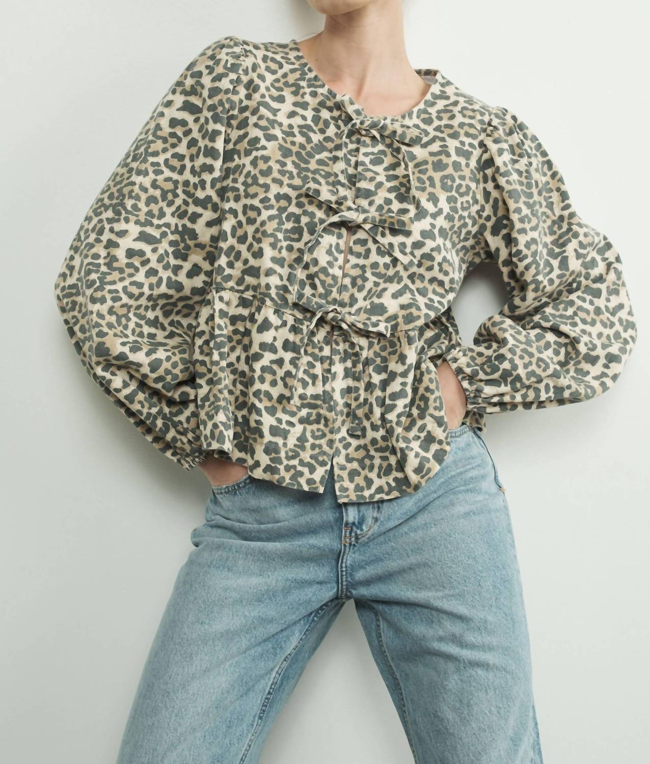 Aaron & Amber - Long Sleeve Bow Tie Blouse