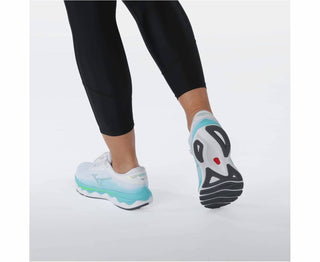 Mizuno - Women's Wave Sky 5 Running Shoe