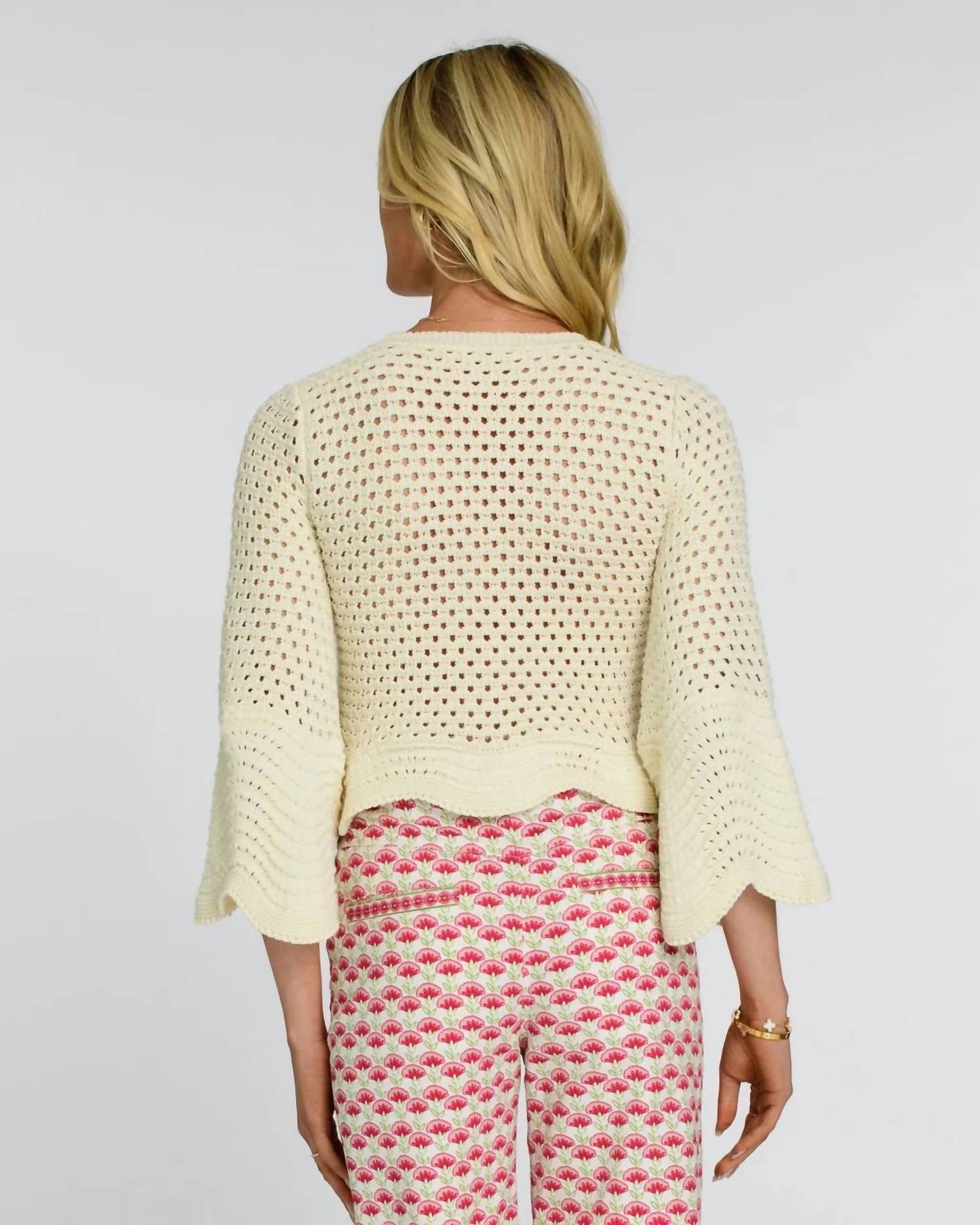 Elizabeth James The Label - Nina Cropped Sleeves Sweater