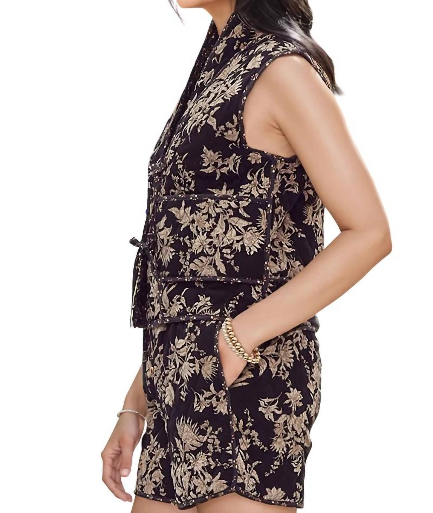Entro - Maxine Floral Print Quilted Vest & Short Set