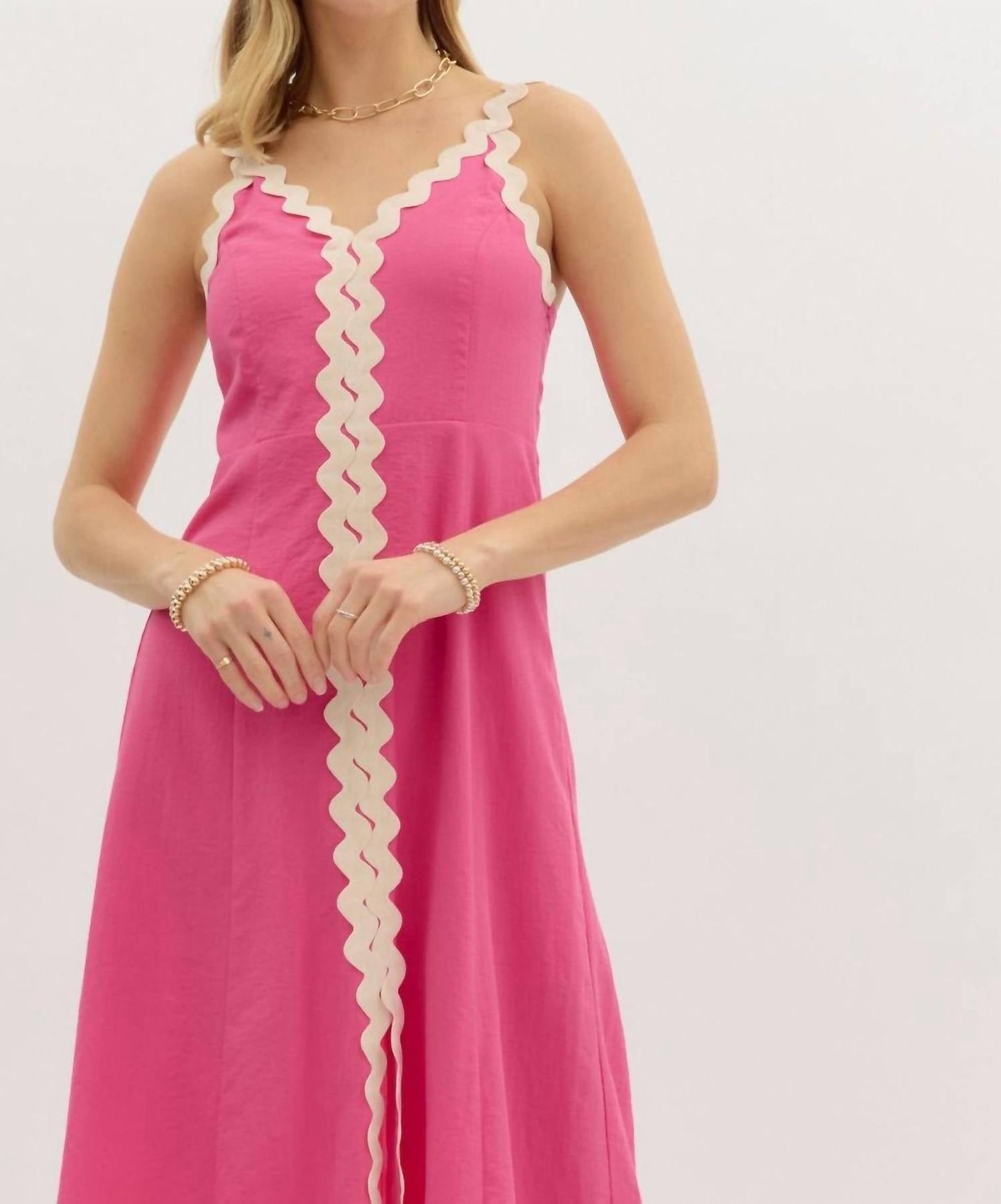 Entro - Slit hem oversized accented ricrac midi dress