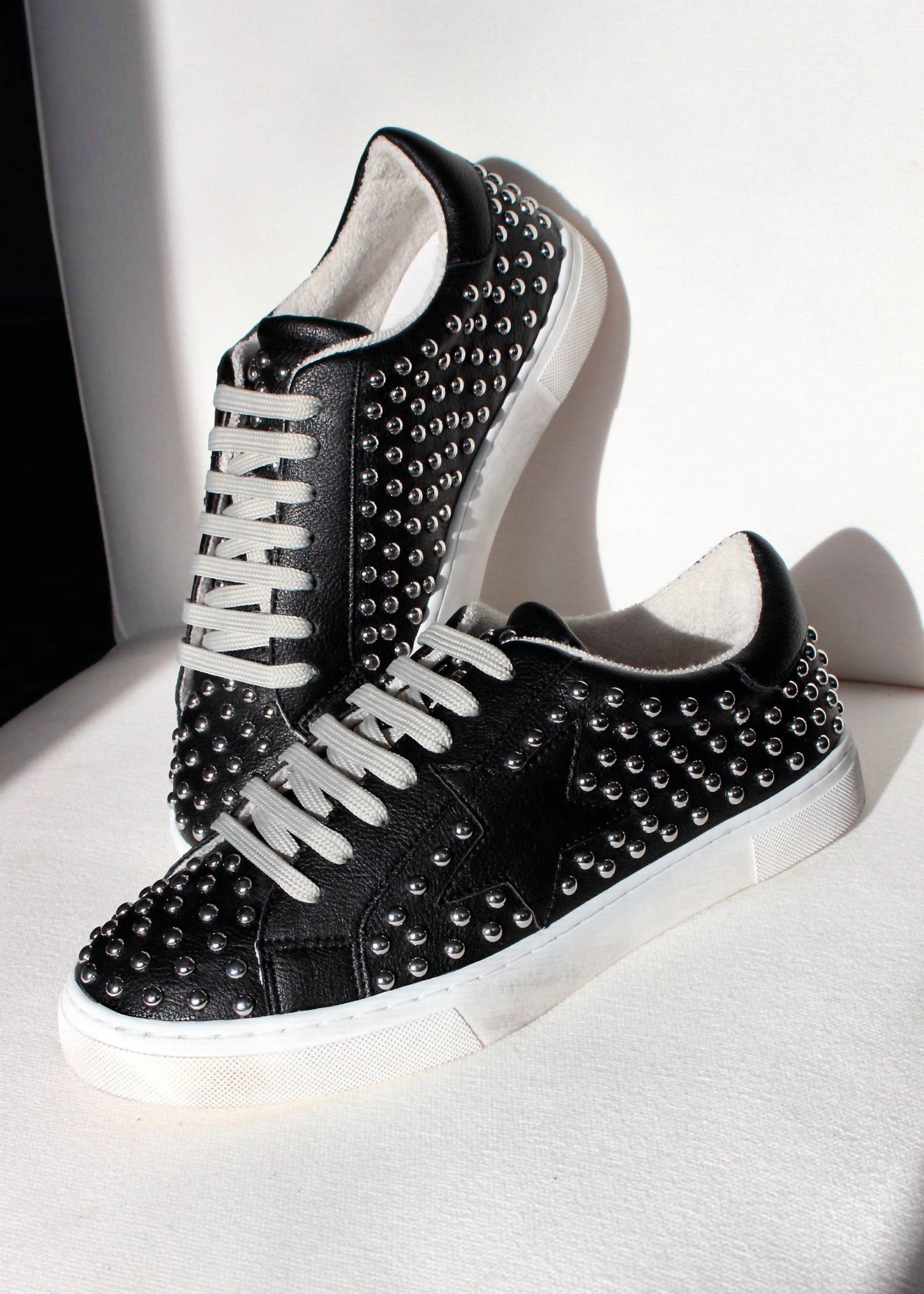 steve-madden-womens-studded-laceup-sneaker