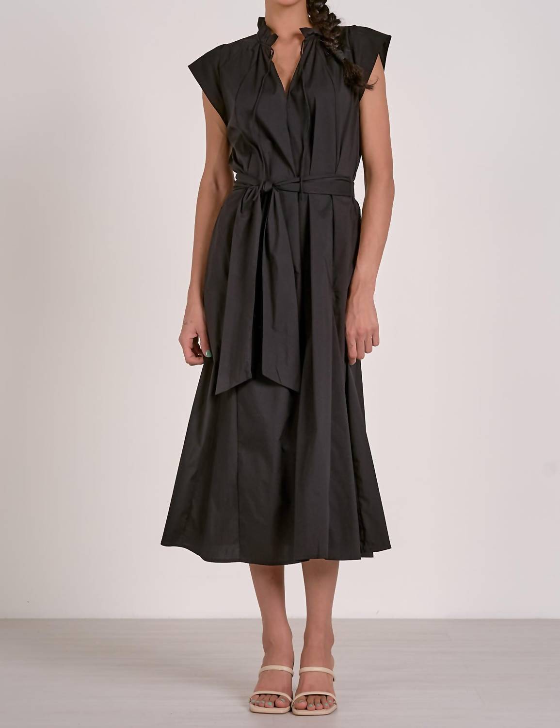 Elan - Cap Sleeve Midi Dress