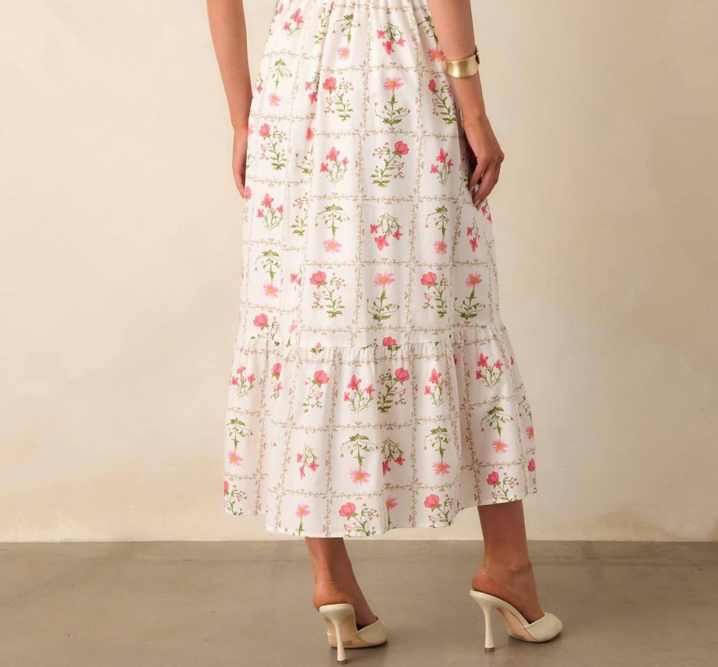 8Apart - Aileen Floral Maxi Dress