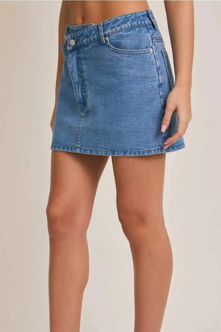 Le Lis - Women's The Jetty Mid Rise Denim Skort