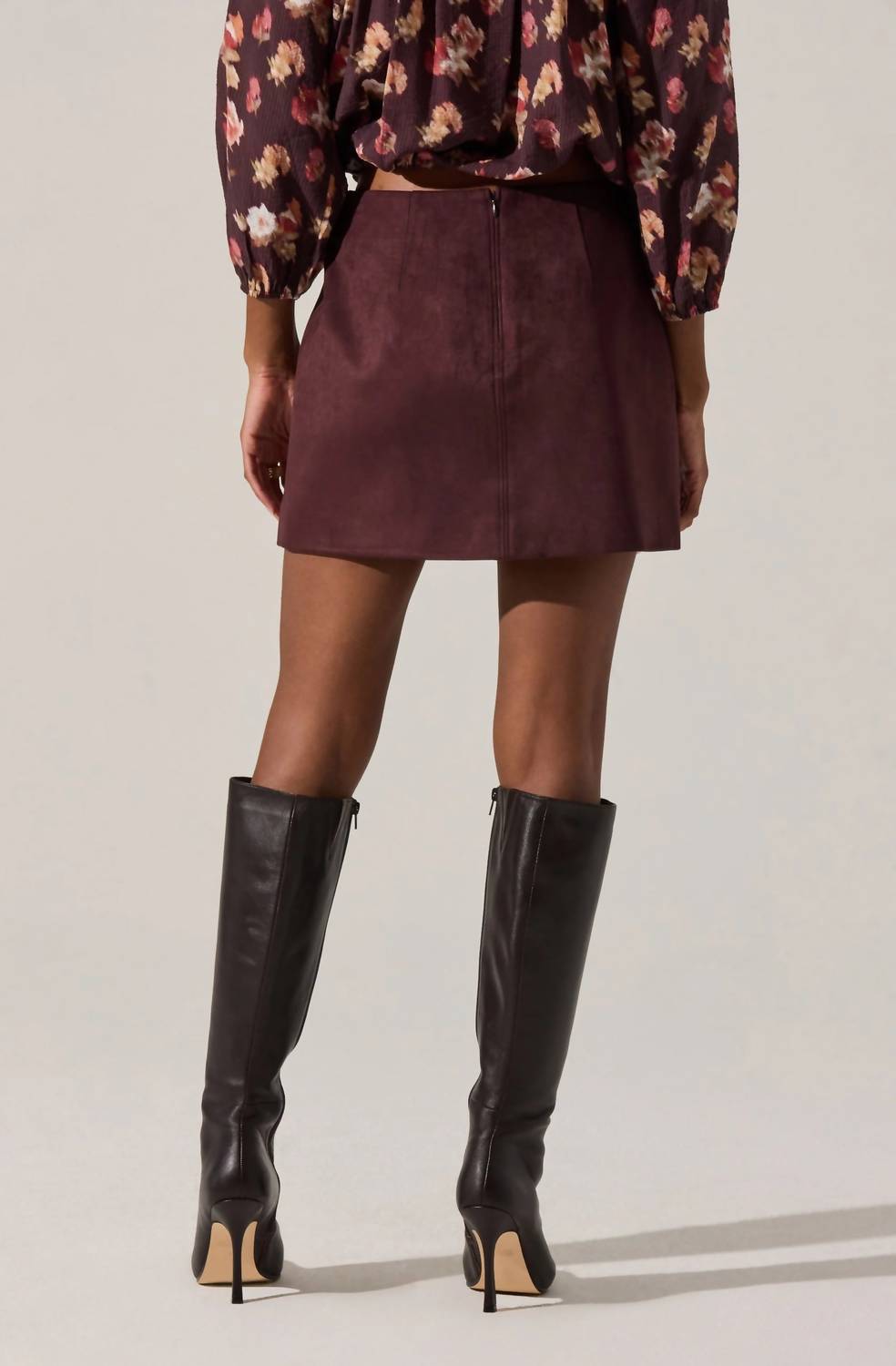 Astr - Laudine Faux Suede Mini Skirt