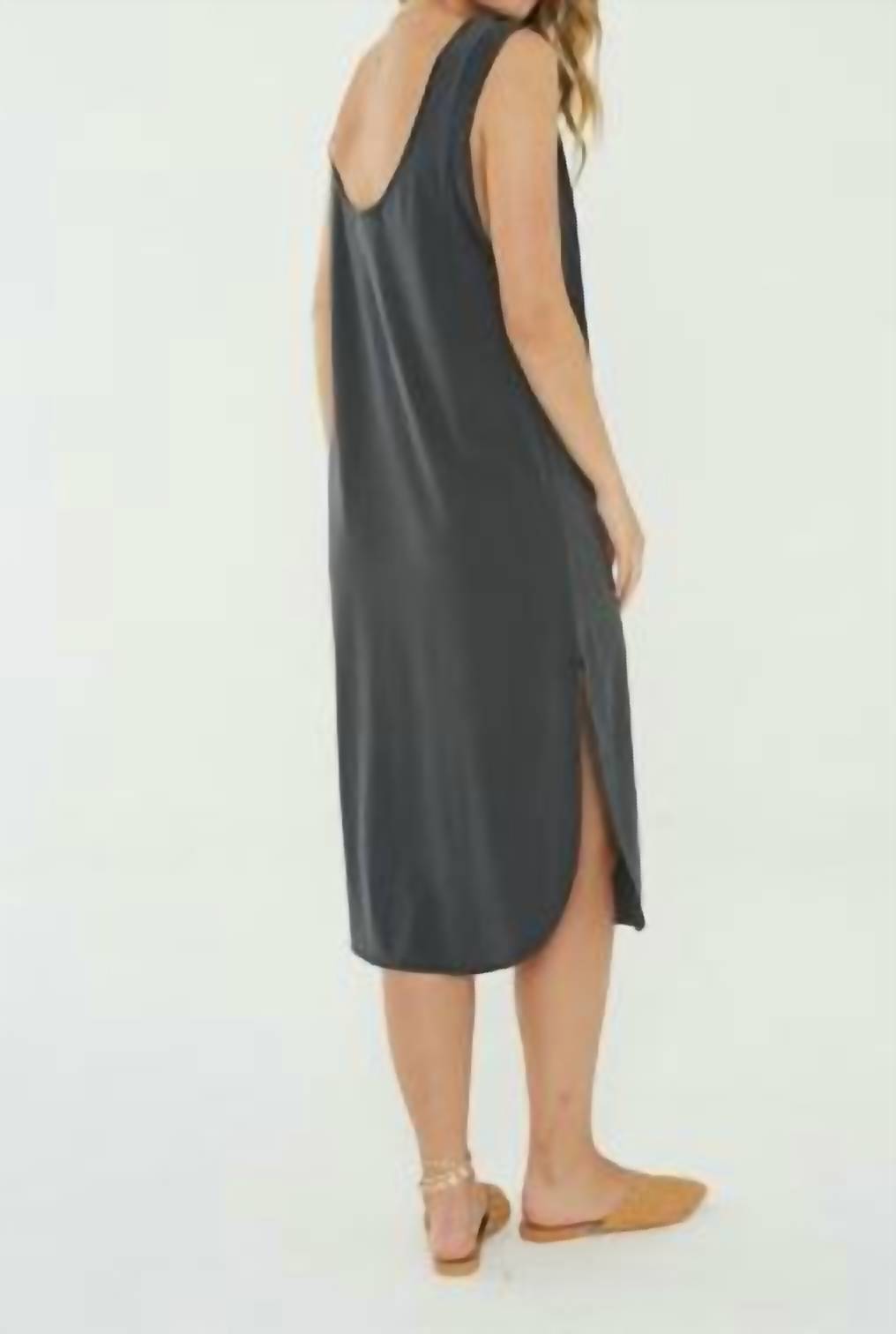 Project Social T - EASY TWIST SLEEVELESS DRESS