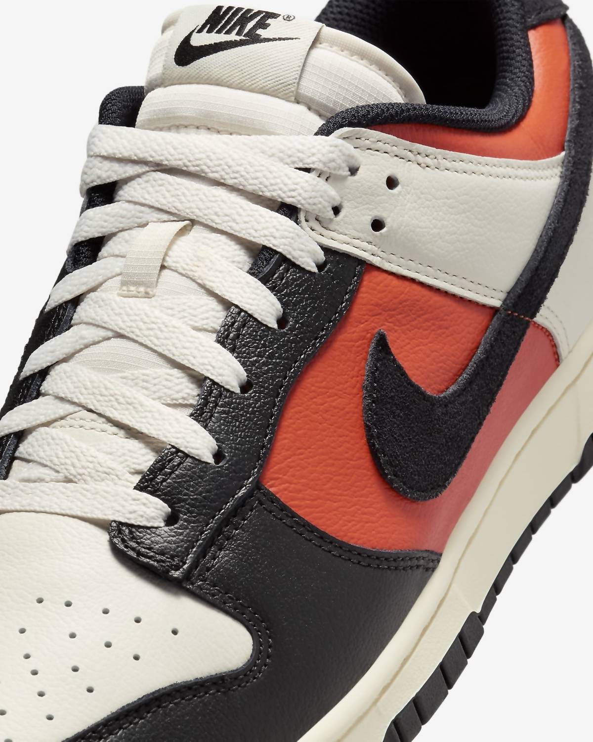 Nike - Men's Dunk Low Retro Sneaker