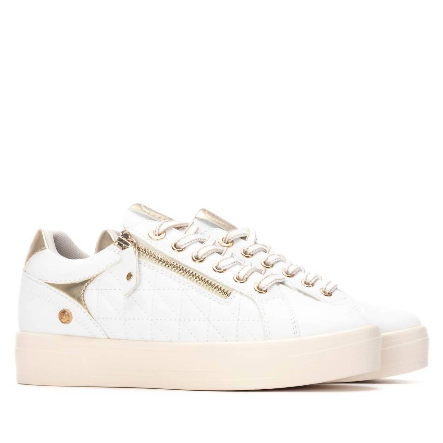 Xti - Women's 144413 Round Toe Sneakers