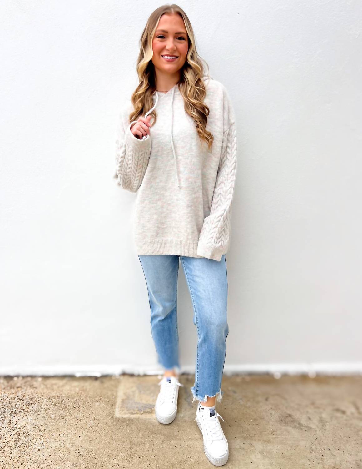 &Merci - Christmas Everywhere Cable Sleeve Pullover