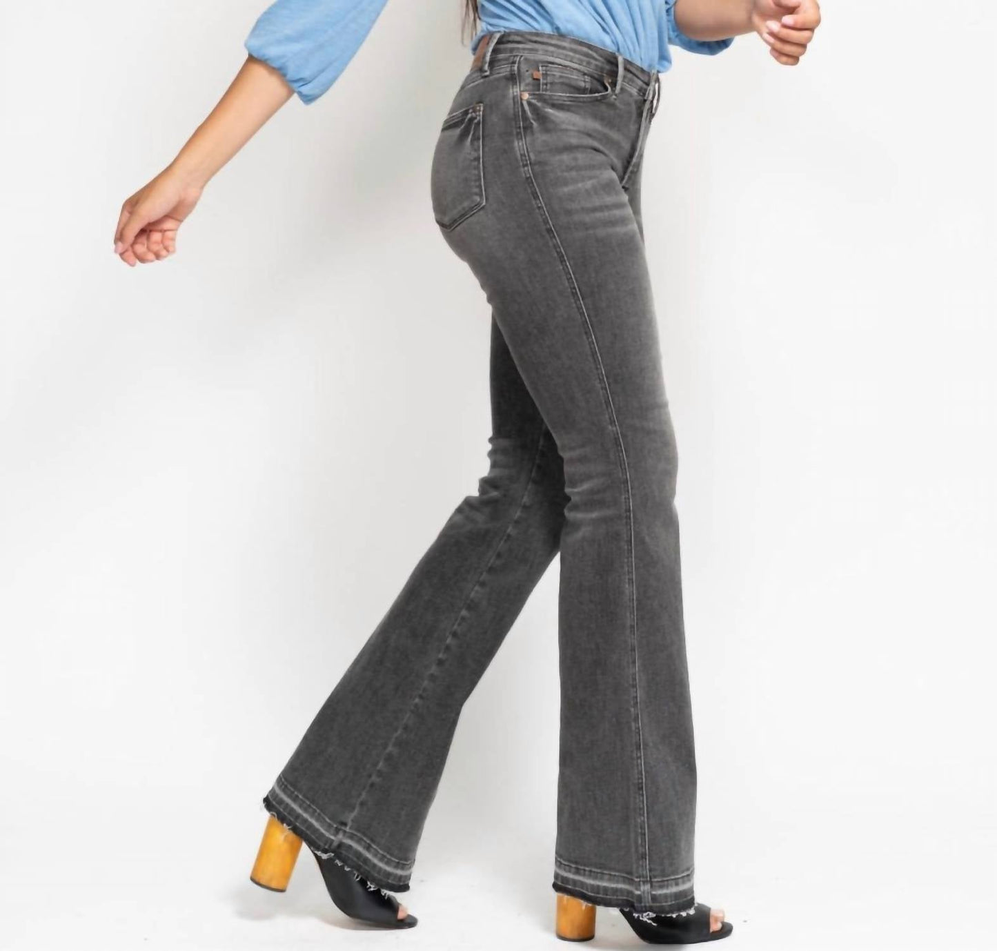 Judy Blue - Mid Rise Tummy Control Hem Release Flare Jeans