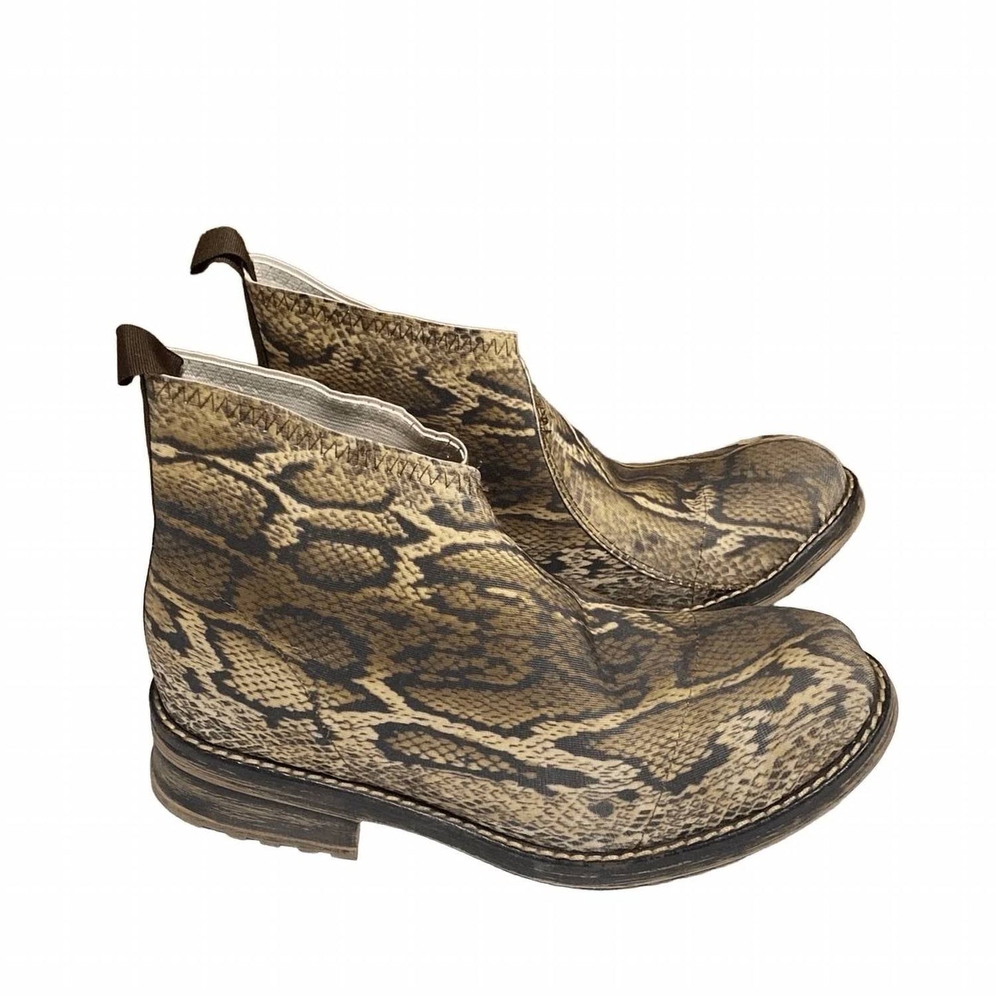 Charleston Shoe Co. - Women's Liberty Boot