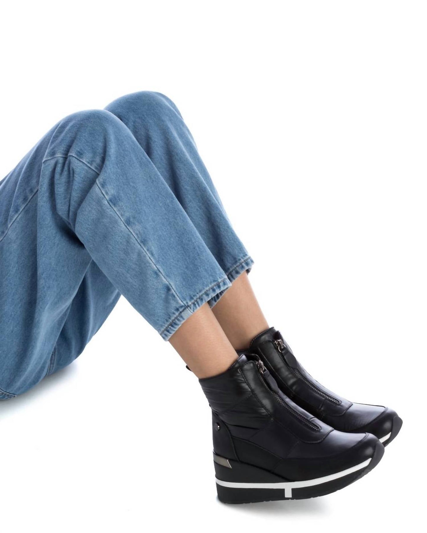 Xti - Women's Wedge Sport Booties