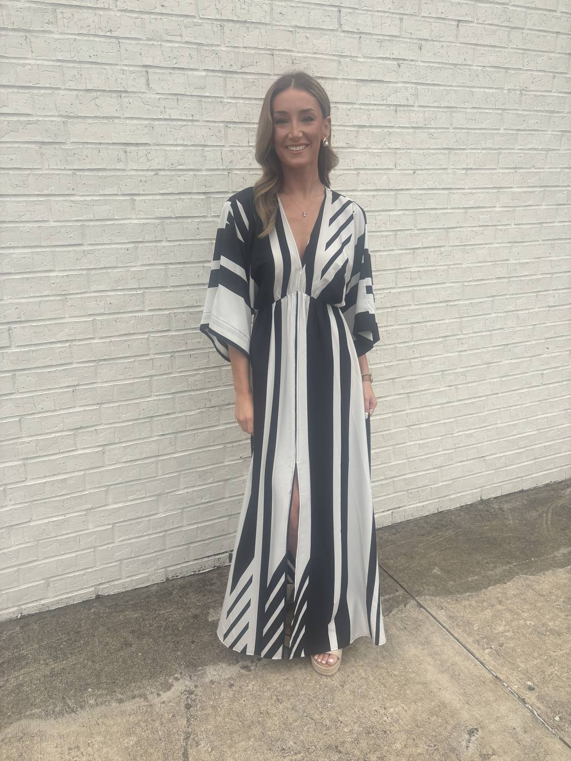 Kld. Signature - Maxi deep v dress