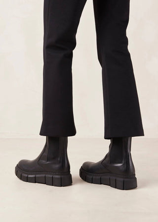 Alohas - Women's Armor Boots