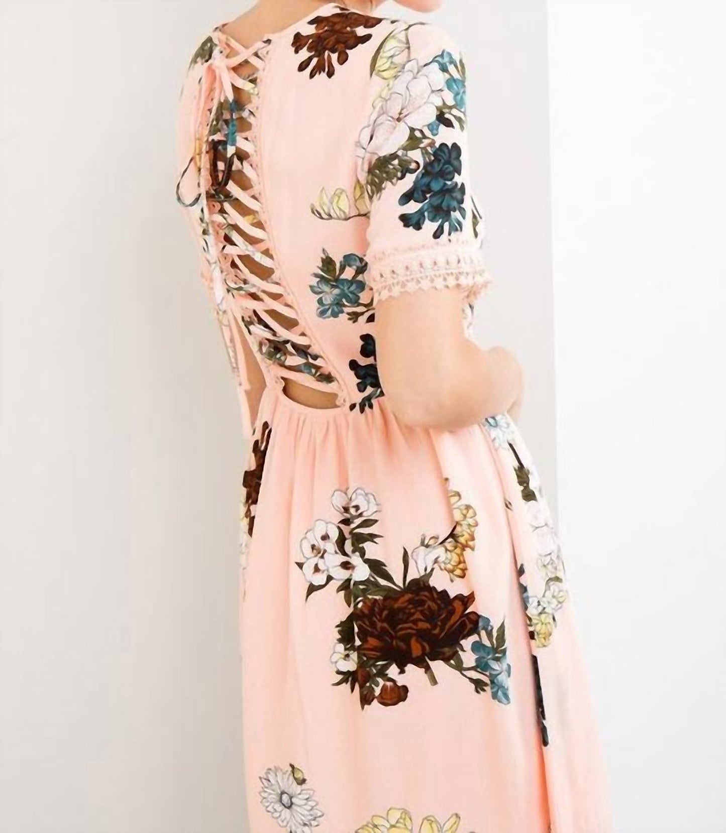 Entro - Lace Up Floral Mini Dress
