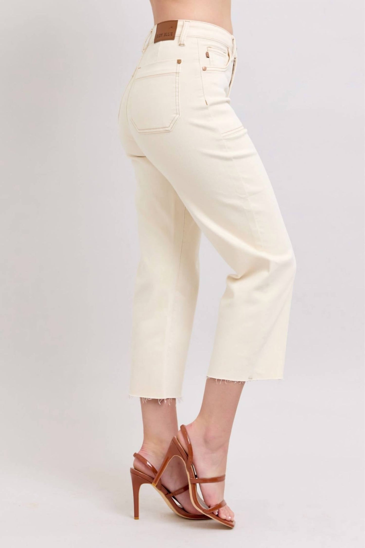 Judy Blue - High Rise Cropped Jean